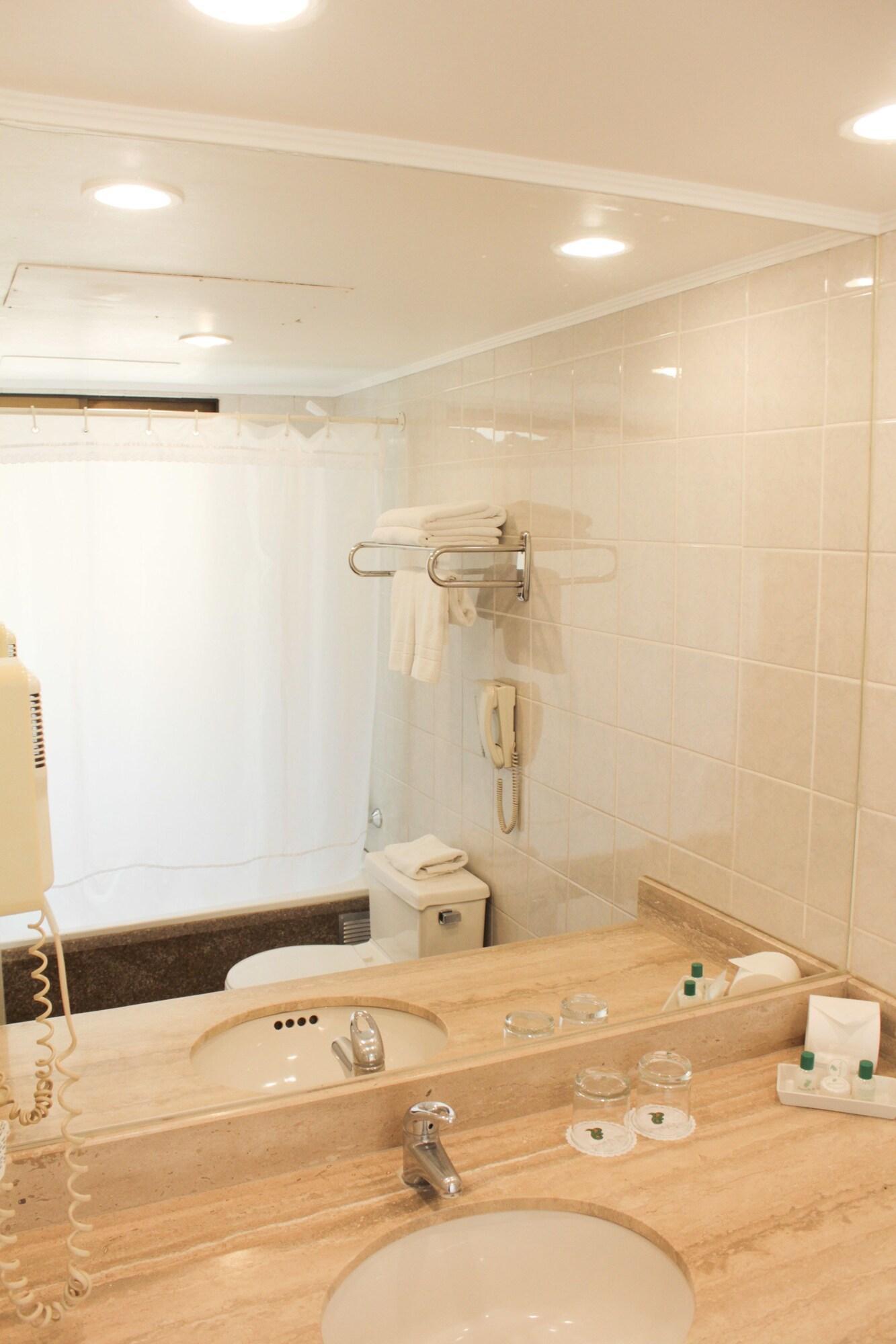 Hotel Leonardo Da Vinci ซานติอาโก ภายนอก รูปภาพ